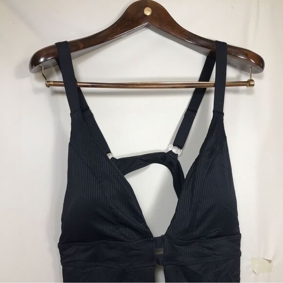 YMI Women's  Black Open Back One Piece swimsuit Size 3xl - Picture 5 of 9